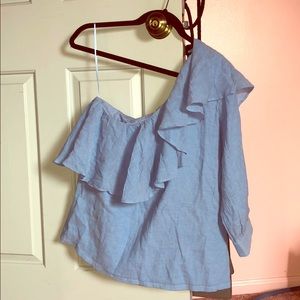 NWT loft I shoulder ruffle top!
